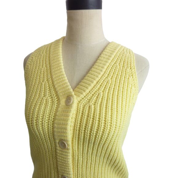 NWT Madewell Cutaway Sweater Vest in Yellow Size S - Picture 4 of 7